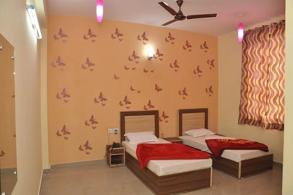 Oyo 24878 Hotel Aicon Palace Agra