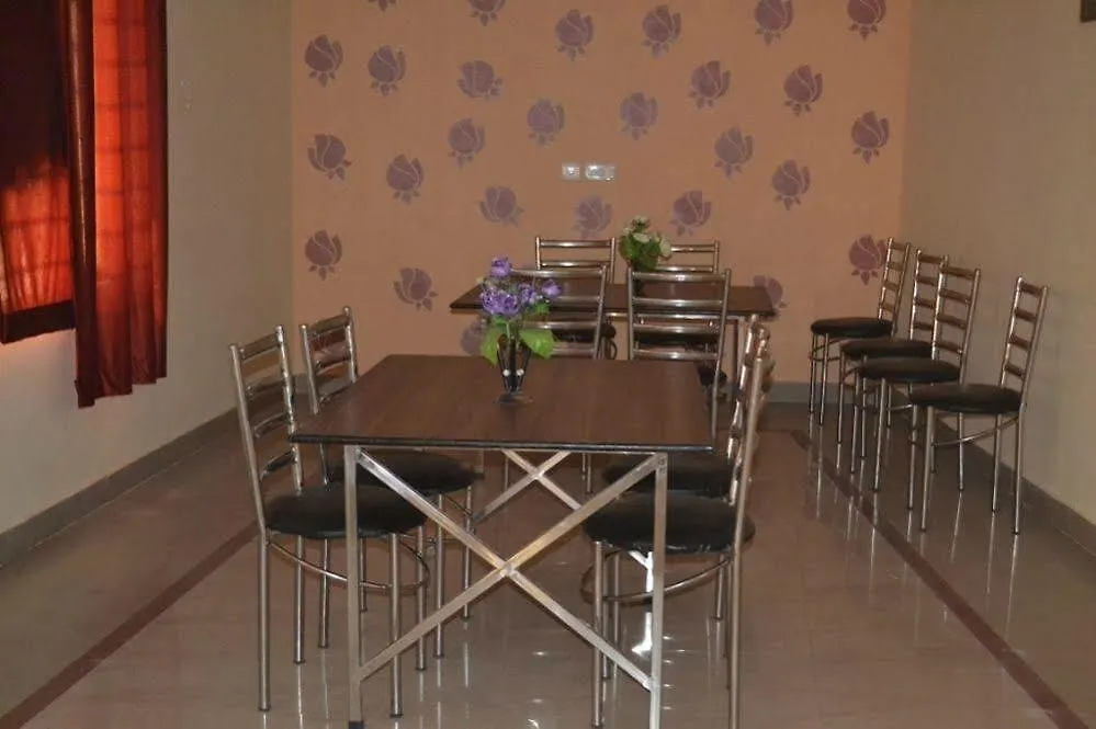 Oyo 24878 Hotel Aicon Palace Agra  Agra (Uttar Pradesh)