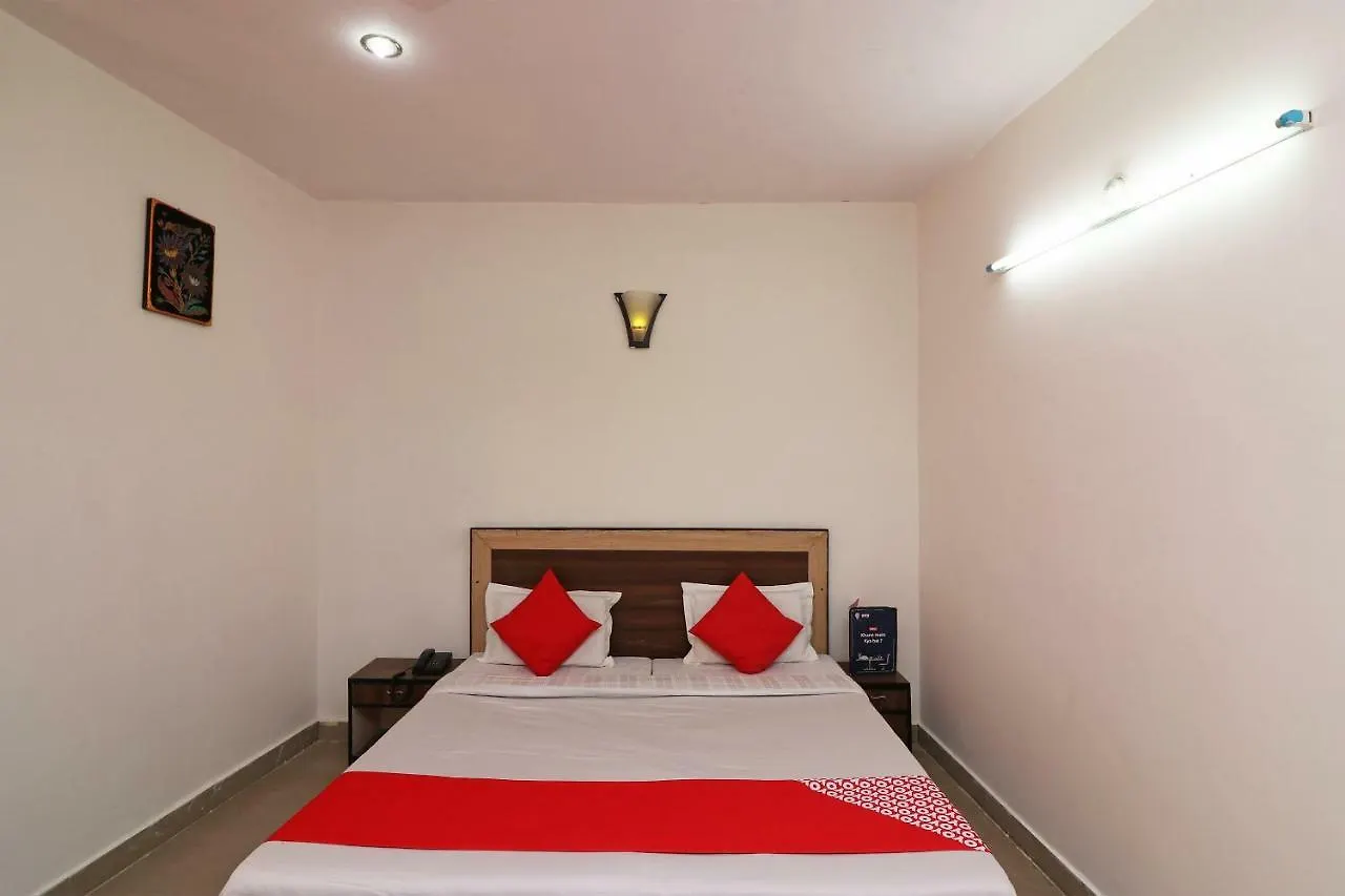 Oyo 24878 Hotel Aicon Palace Agra