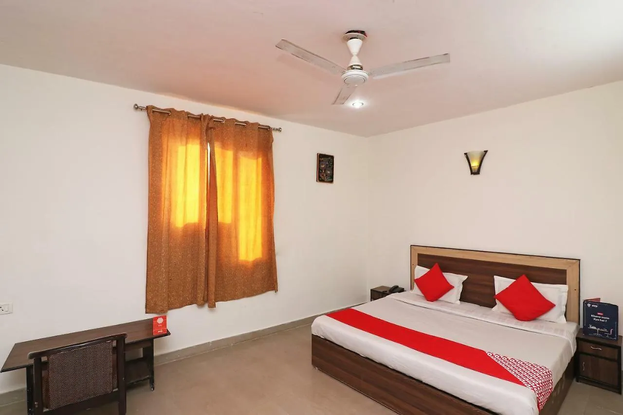 Oyo 24878 Hotel Aicon Palace Agra  Agra (Uttar Pradesh)