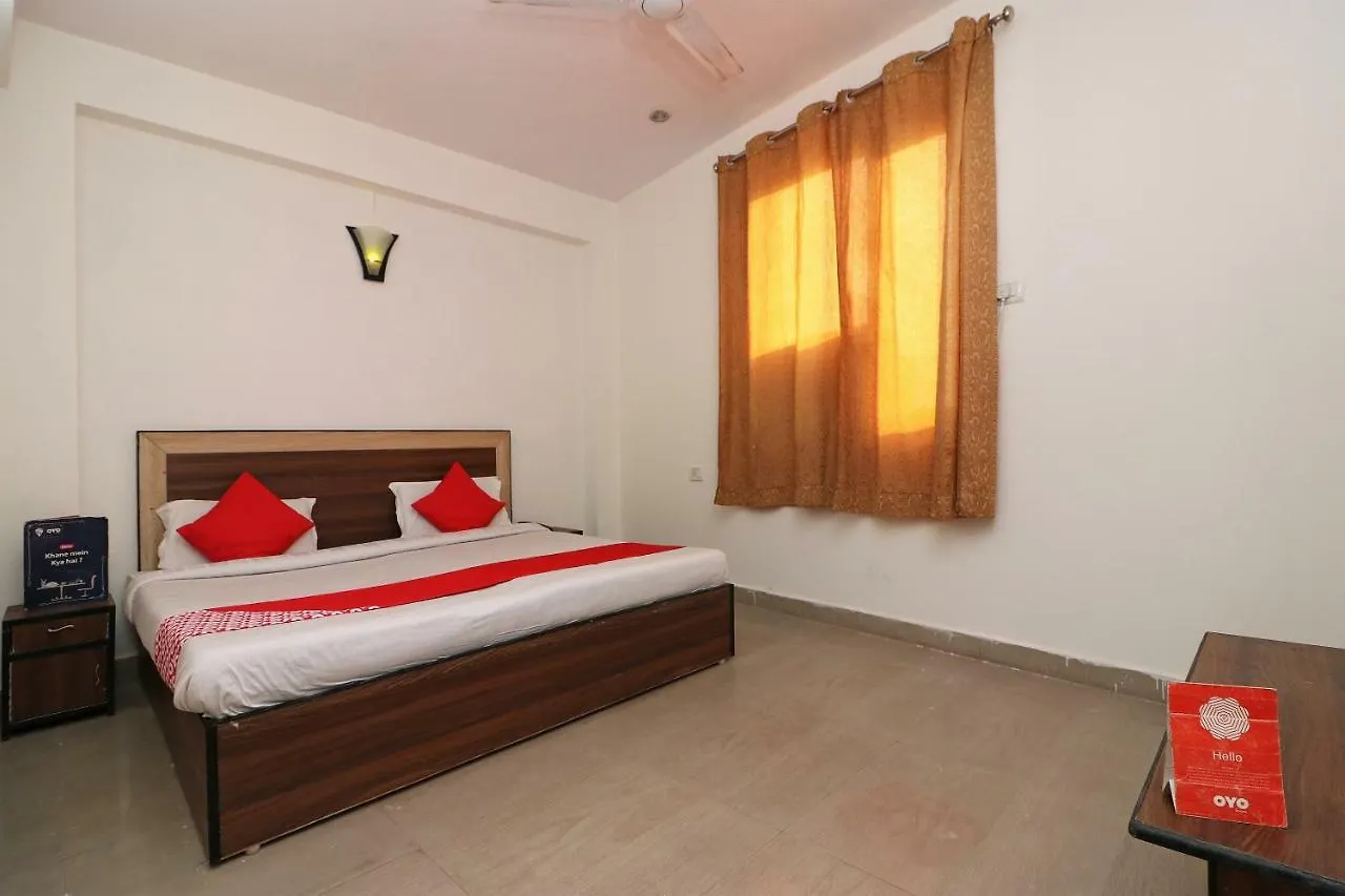 Oyo 24878 Hotel Aicon Palace Agra  2*, Agra (Uttar Pradesh)