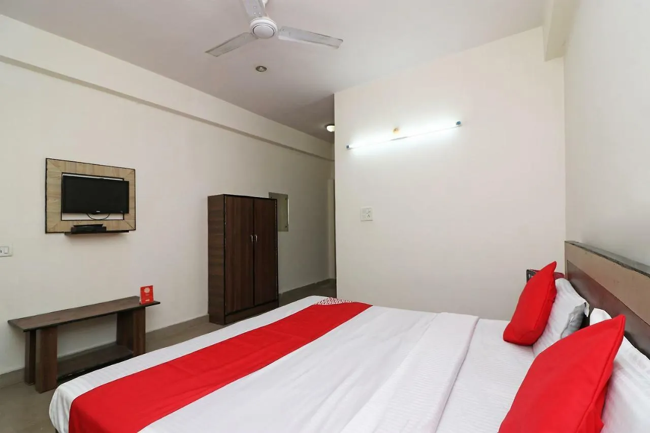 Oyo 24878 Hotel Aicon Palace Agra